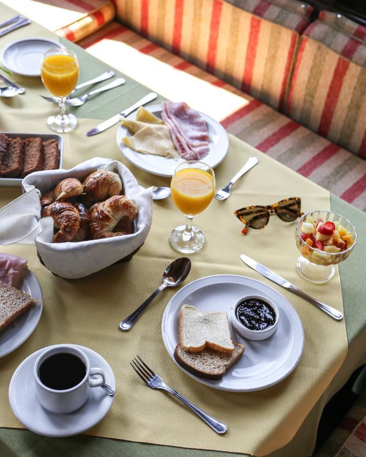 La Posta Del Pilar & 4* Pilar (Buenos Aires)