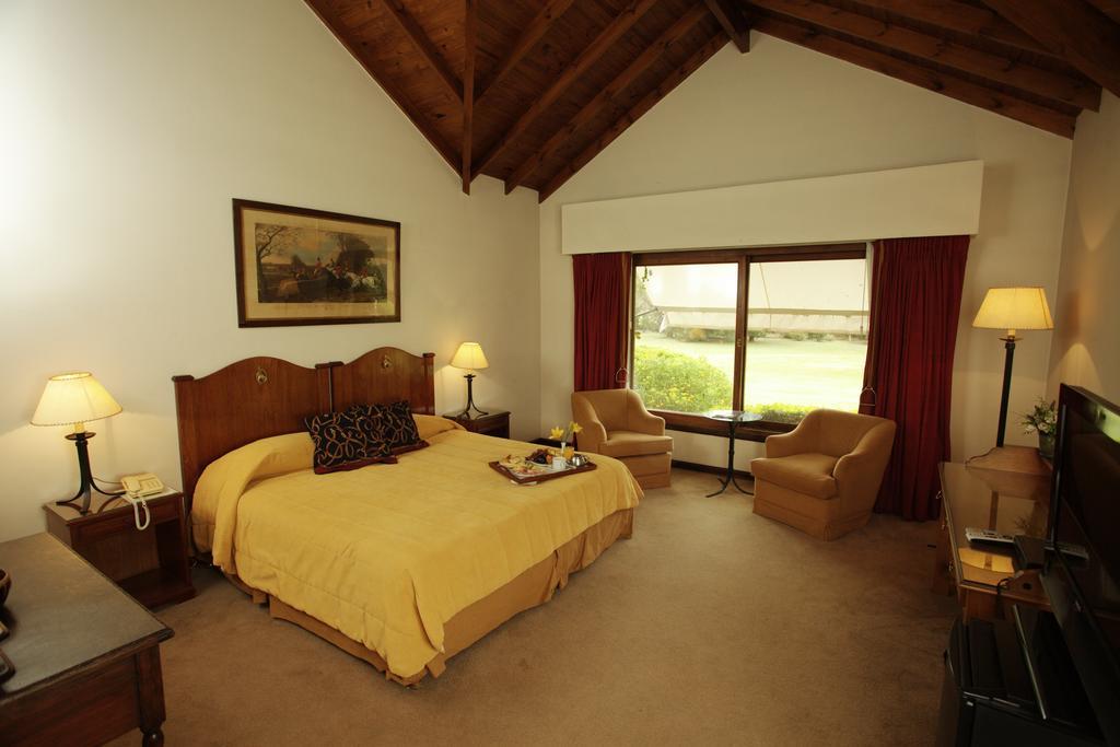 Hotel La Posta Del Pilar & 4*